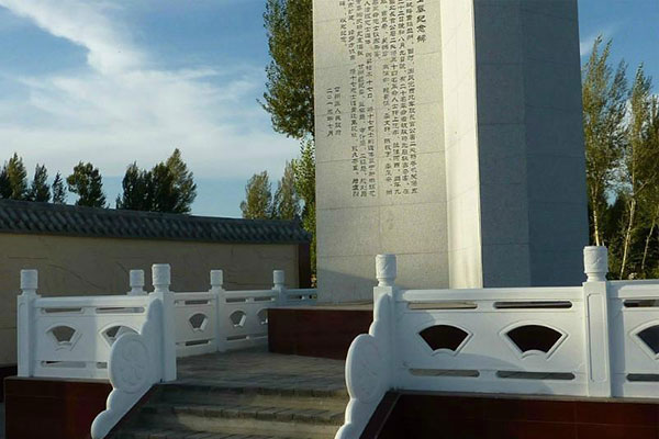 扇形河堤護欄