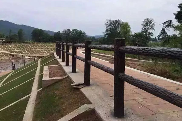 仿樹皮護(hù)欄